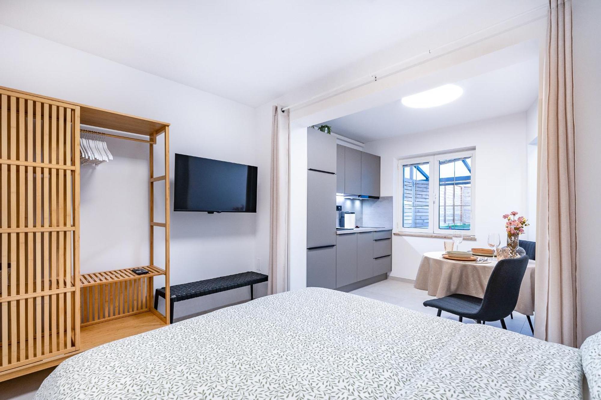 Isolana Apartment Izola Buitenkant foto